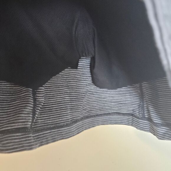 Athleta Metro Skort XXS Grey & White Stripe Zip Pockets Style 596974 - Picture 3 of 5